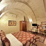 Otel Stone House Cave 3*
