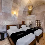 Stone House Cave Готель
