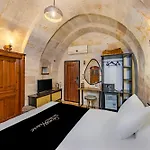 Stone House Cave Готель Гьореме