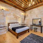 Готель Stone House Cave 3*