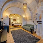 Stone House Cave Готель Гьореме