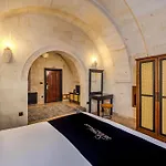 Готель Stone House Cave 3*