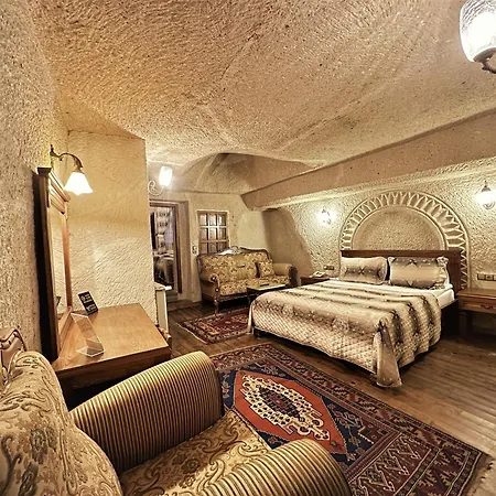 Stone House Cave Göreme