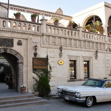 Hotel Stone House Cave