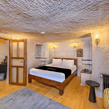 Stone House Cave 3*