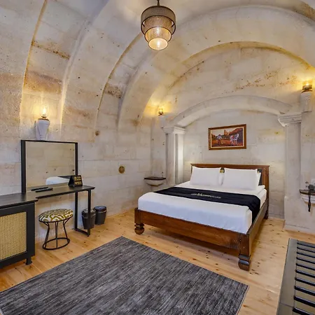 Stone House Cave Otel 3*